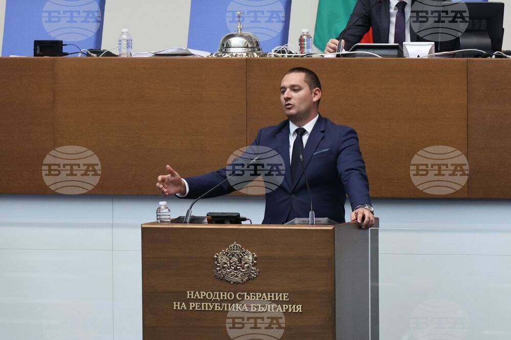 Парламент - заседание - Никола Димитров