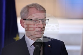 Николай Денков