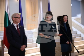 Лаура Кьовеши - Николай Денков - Мария Габриел