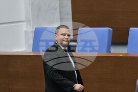 Парламент - заседание