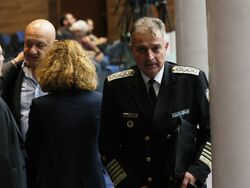 Парламент - заседание