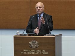 Парламент - заседание - Тодор Тагарев