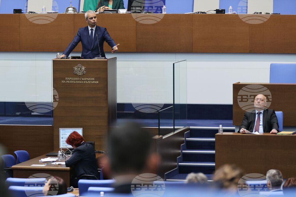 Парламент - заседание - Костадин Костадинов