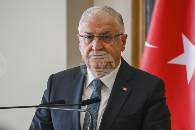 Министрите на отбраната на Турция и Катар се срещнаха в Анкара 