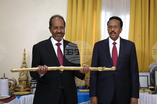 Жителите на сомалийската столица гласуват на местни избори, които са първа стъпка към възстановяването на всеобщото избирателно право