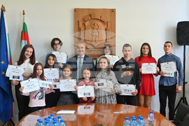 Монтана - талантливи деца - стипендии