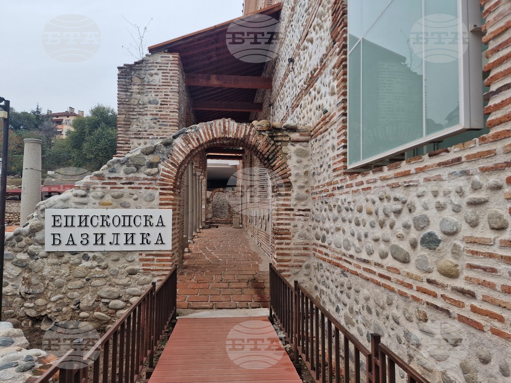 Интересът на туристите към Епископската базилика в Сандански се увеличава, каза за БТА археологът Владимир Петков