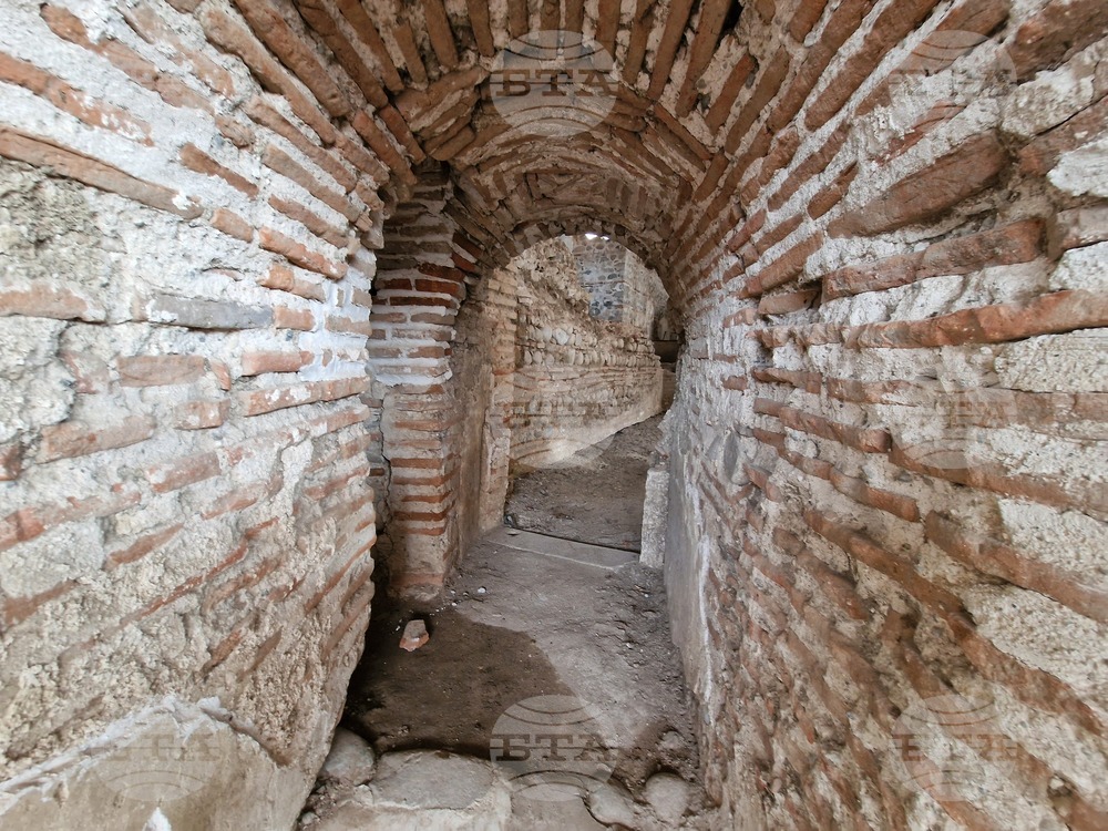 Сандански - археологически проучвания - мозайки