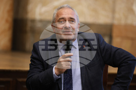 СУ "Св. Климент Охридски" - Георги Вълчев - програма - представяне