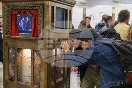 НАТФИЗ "Кръстьо Сарафов" - фотографии на Апостол Карамитев