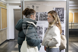 НАТФИЗ "Кръстьо Сарафов" - фотографии на Апостол Карамитев