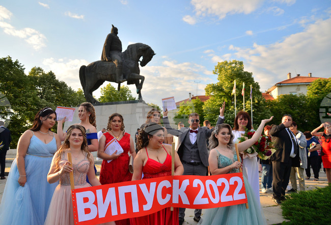  Исперих - абитуриенти - випуск 2022