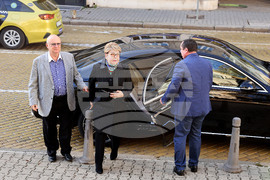 Руска църква „Свети Николай Мирликийски“ - молебен