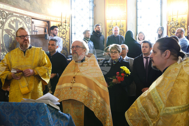 Руска църква „Свети Николай Мирликийски“ - молебен