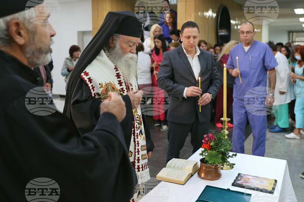 Church Donates BGN 18,000-Plus to Pediatric Unit