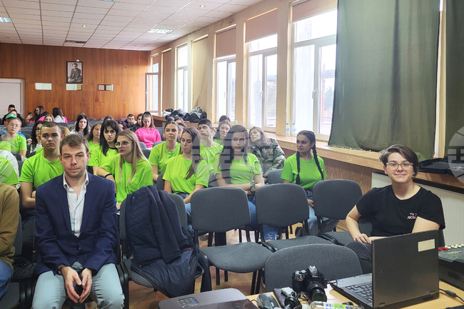 Самоков - ПТГ "Никола Вапцаров" - информационна кампания