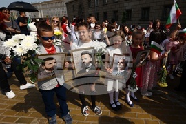 24 май - шествие