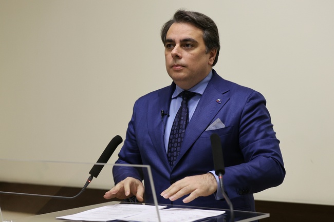 Асен Василев: Трябва да направим така, че България догодина да има по-високи доходи, по-добри инвестиции и 3% дефицит