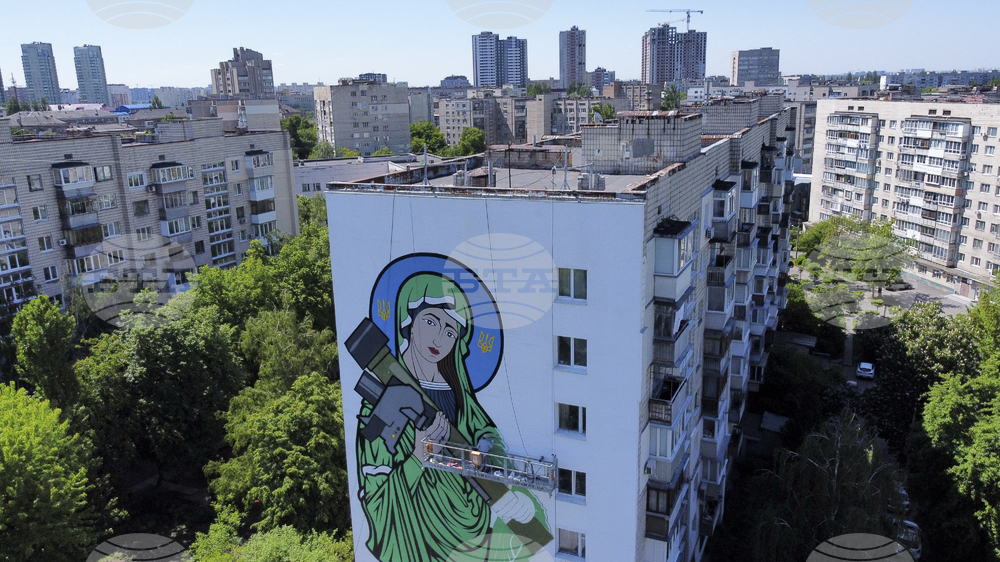Западът непрекъснато дава оръжия на Украйна, Киев чака още и още