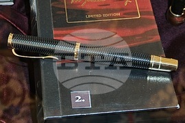 Румъния - изложба - писалки