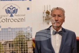 Румъния - изложба - писалки