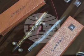 Румъния - изложба - писалки