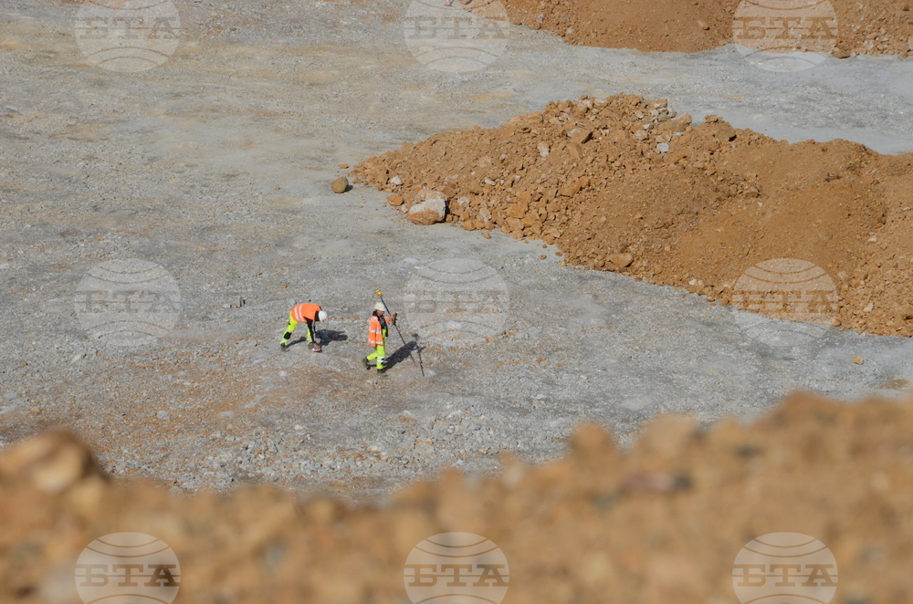 Крумовград - рудник - „Дънди Прешъс Металс“