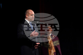 Пловдив - Румен Радев - Пловдивски университет (ПУ) "Паисий Хилендарски" 