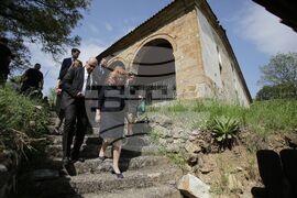 Сърбия - Илияна Йотова - 24 май - църква