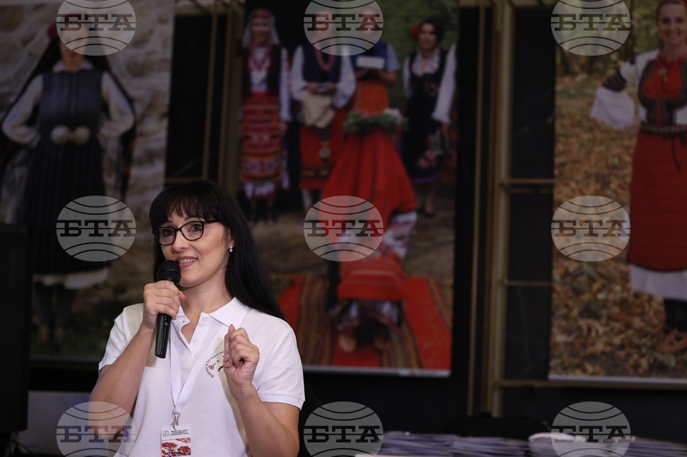 Ръководители на фолклорни състави - семинарна среща