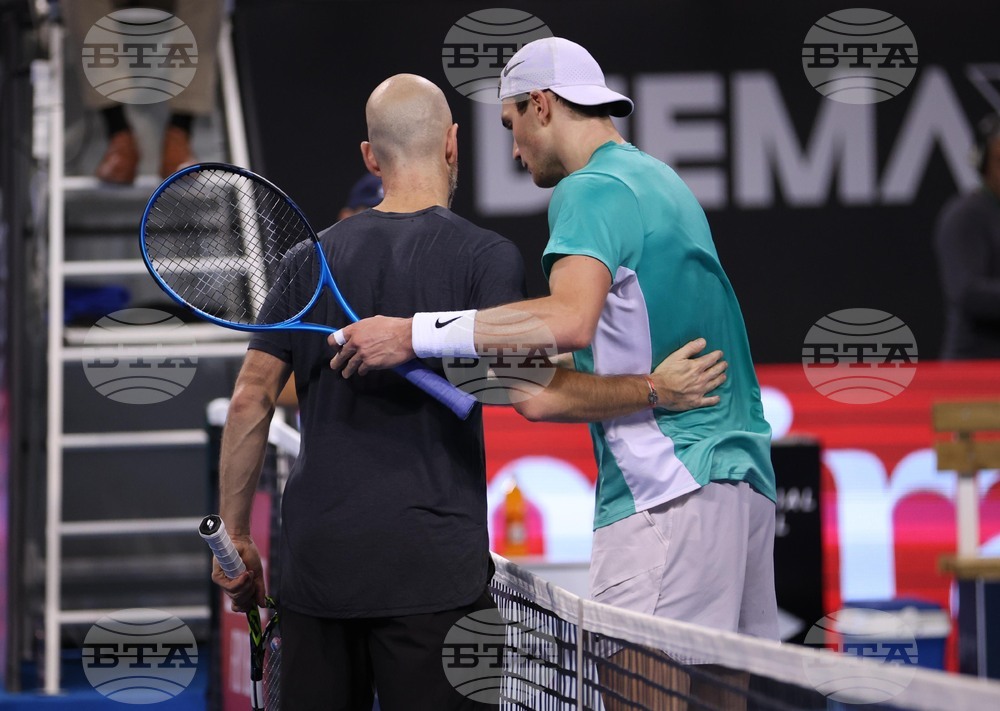 Тенис - Sofia Open 2023 - финал - Адриан Манарино - Джак Дрейпър