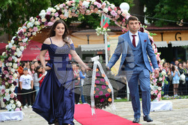 Исперих - абитуриенти - празник