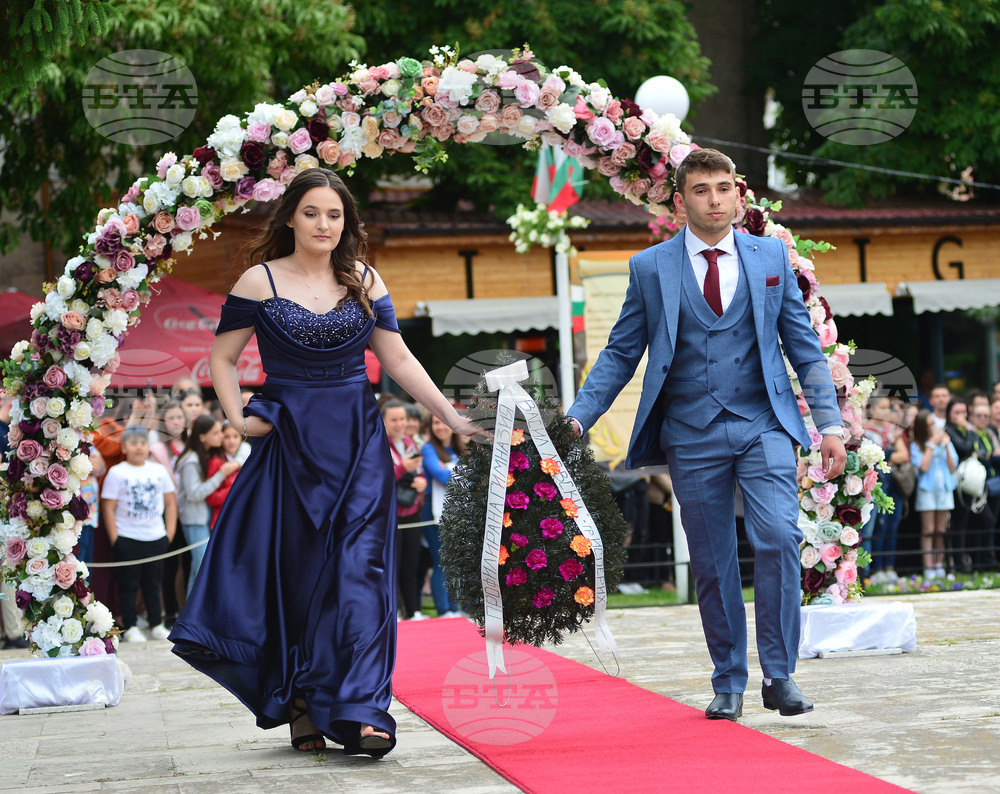 Исперих - абитуриенти - празник