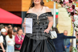 Исперих - абитуриенти - празник