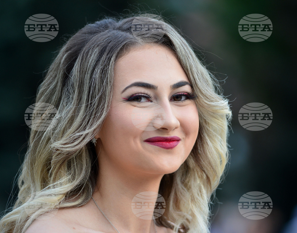 Исперих - абитуриенти - празник