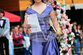 Исперих - абитуриенти - празник