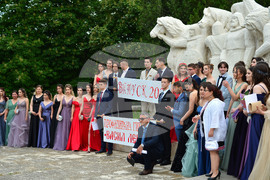 Исперих - абитуриенти - празник