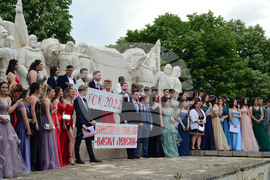 Исперих - абитуриенти - празник