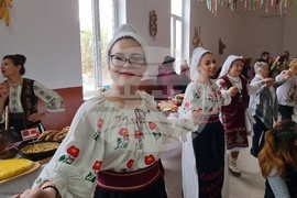 Румъния - село Извоареле - кулинарен фестивал