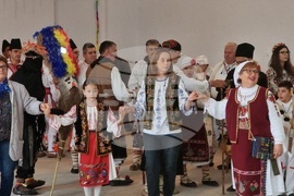 Румъния - село Извоареле - кулинарен фестивал