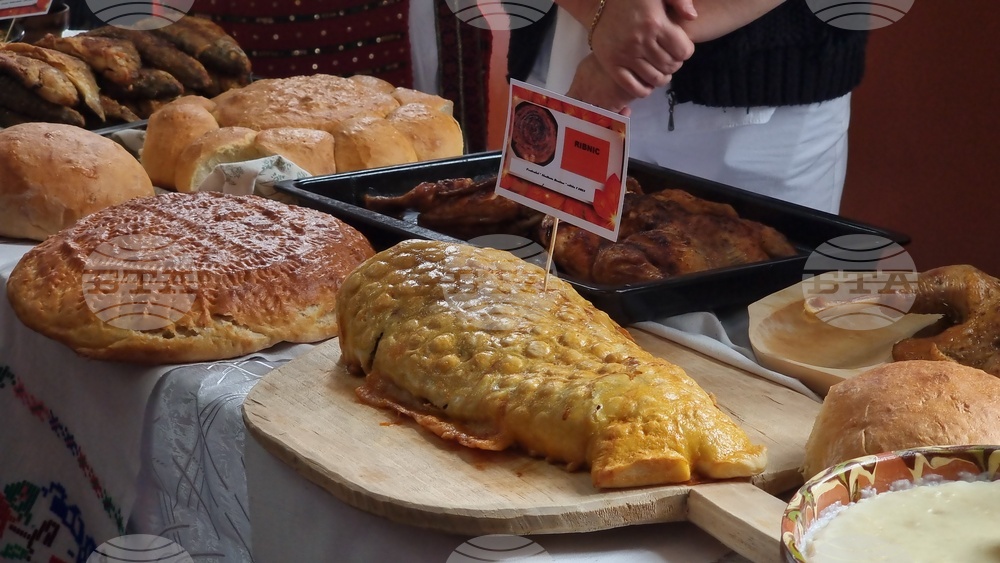 Румъния - село Извоареле - кулинарен фестивал