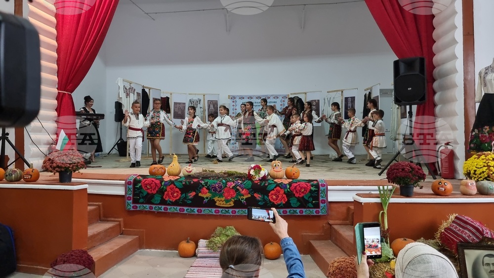 Румъния - село Извоареле - кулинарен фестивал