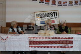 Румъния - село Извоареле - кулинарен фестивал