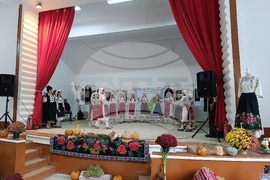 Румъния - село Извоареле - кулинарен фестивал