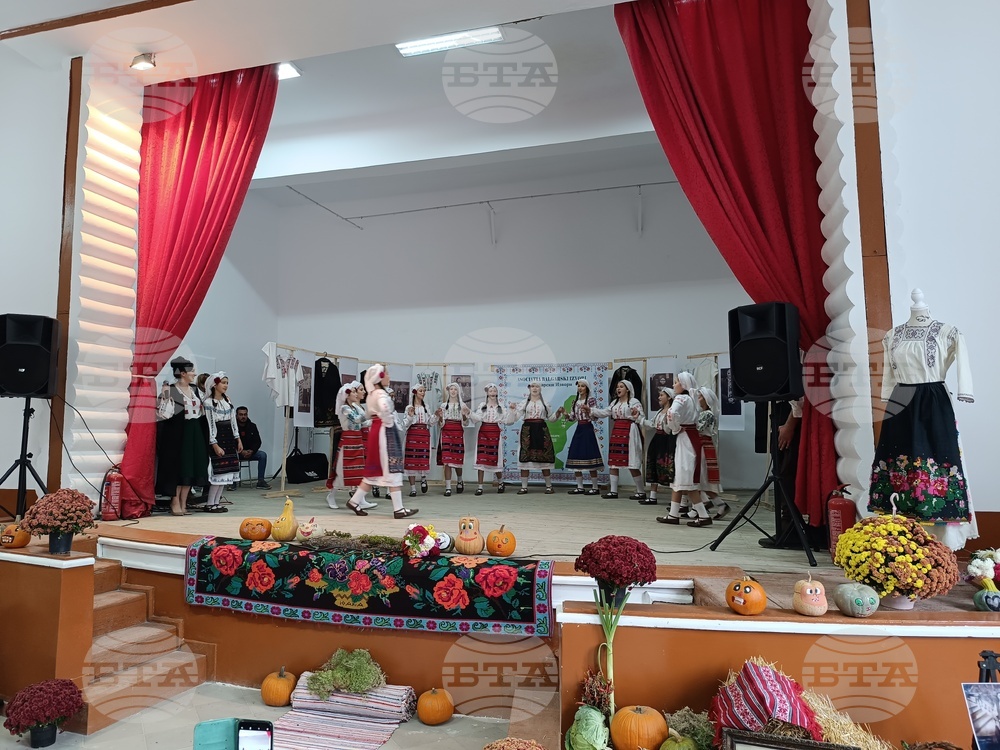 Румъния - село Извоареле - кулинарен фестивал