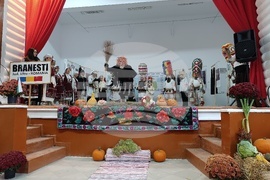 Румъния - село Извоареле - кулинарен фестивал