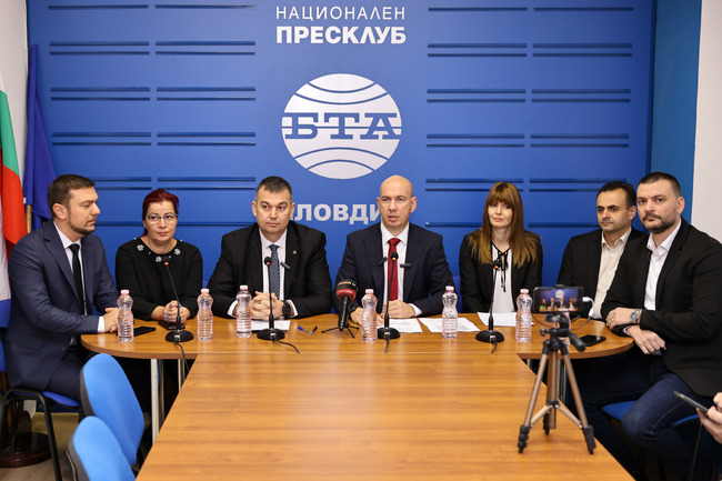 Пресконференция на "Възраждане" в Пловдив във връзка с изминалите местни избори