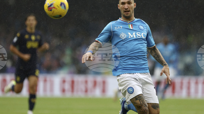 Кризата с контузените в Наполи се задълбочава