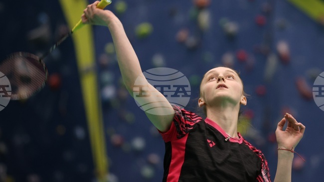 Калояна Налбантова стартира с победа на турнир по бадминтон в Шотландия