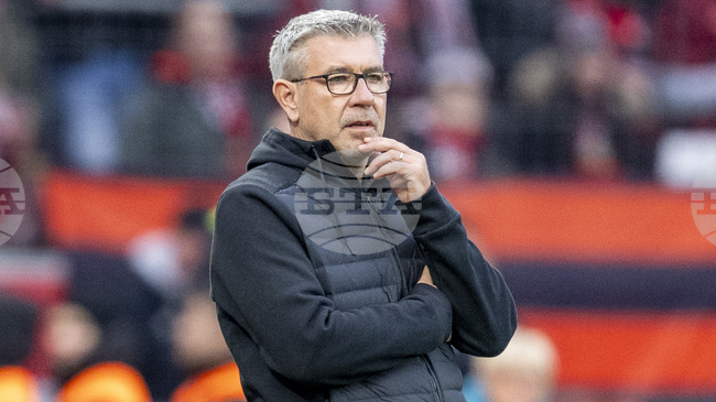 Урс Фишер поема Майнц